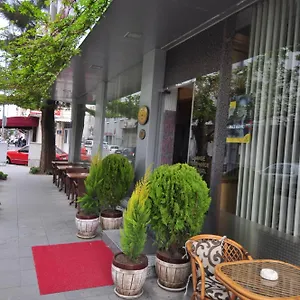 mini-hotel.hotelsofizmir.com/